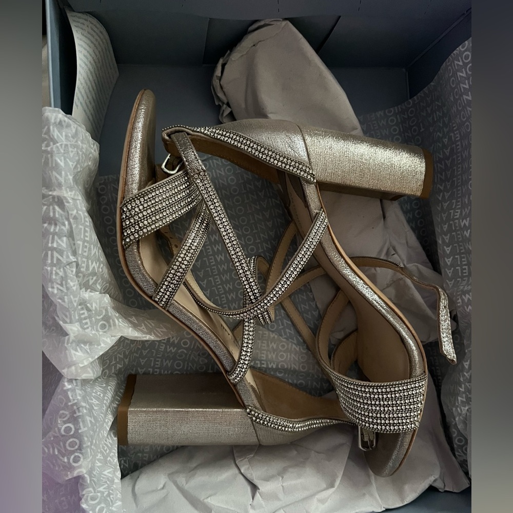 Antonio Melani high heels